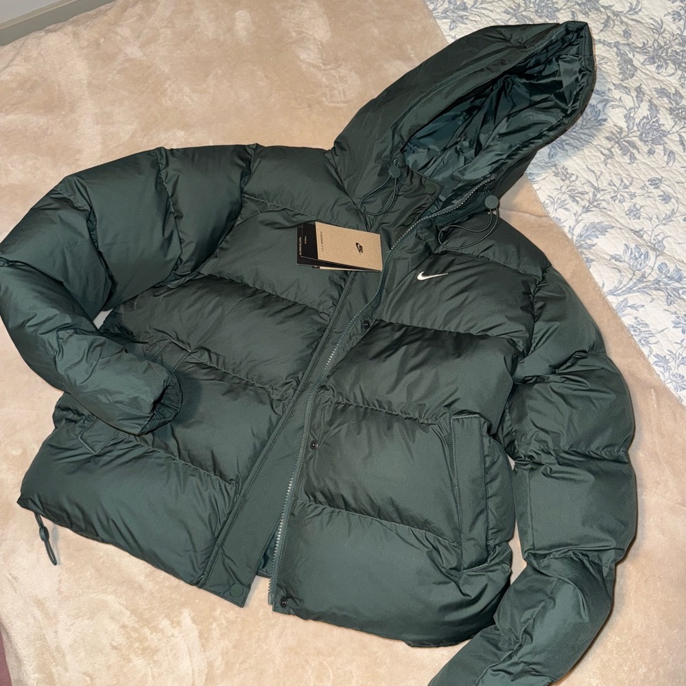 Nike Dark Green Hooded Puffer Jacket